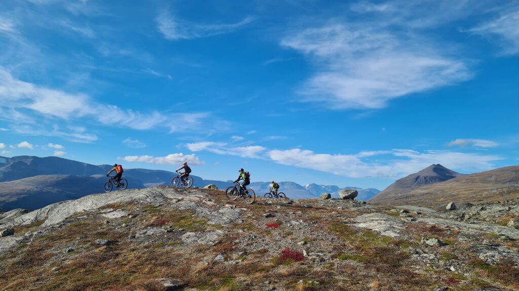 Tunturipy r ily Lyngen Norja Fj llcykling Lyngen Norge 9 13 9 2025